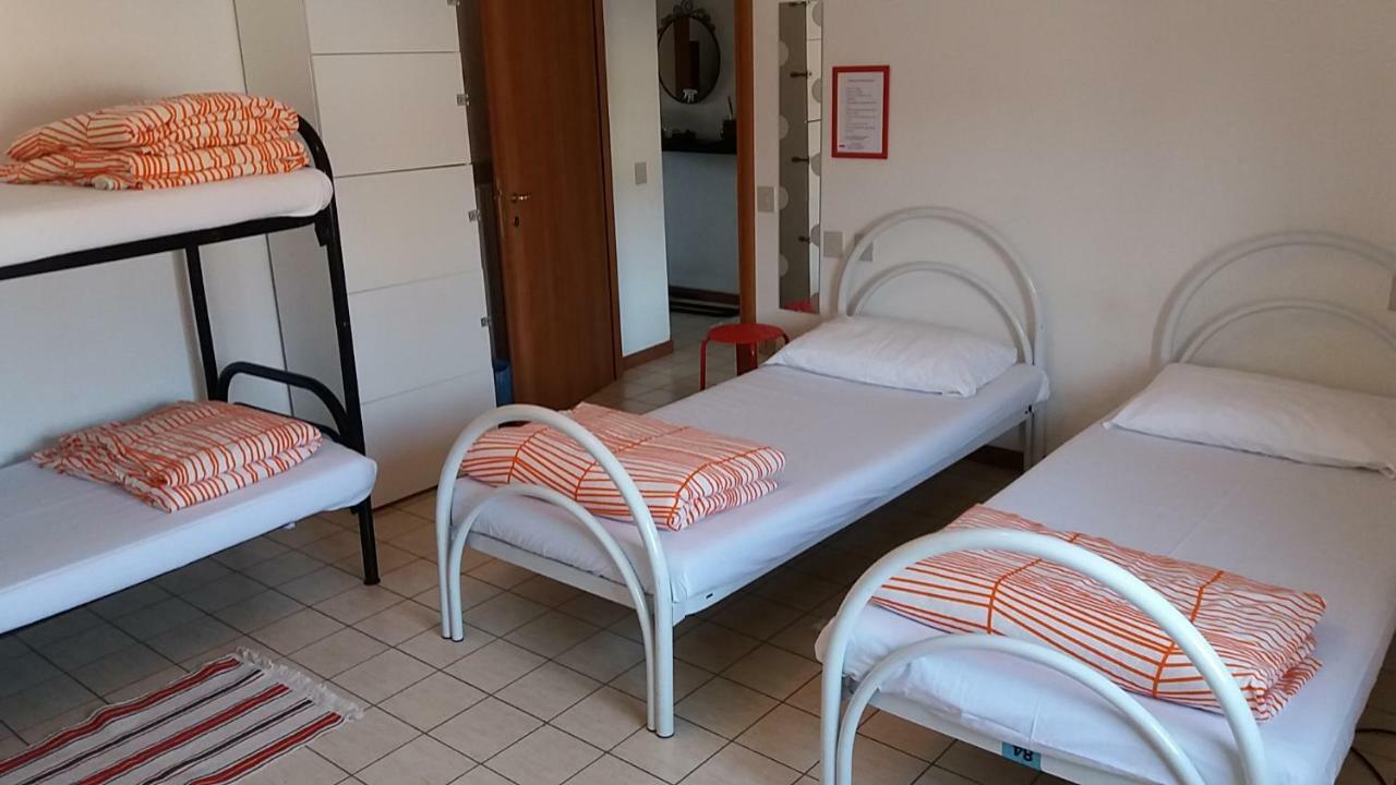 Hostel Easy ピサ エクステリア 写真